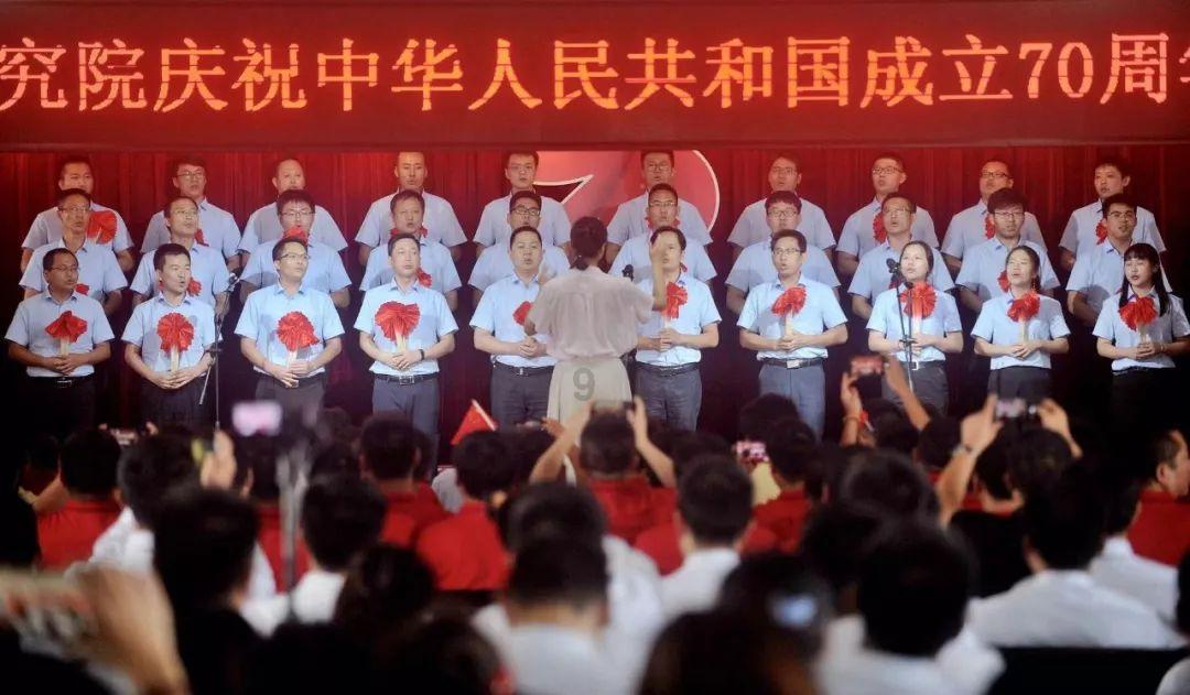 长安启源A07和全新凯美瑞怎么买？选后浪新能源还是致敬经典